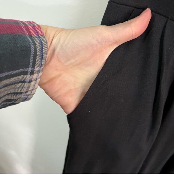 CAbi Style 5577 Downtown Jumpsuit - Picture 7 of 13